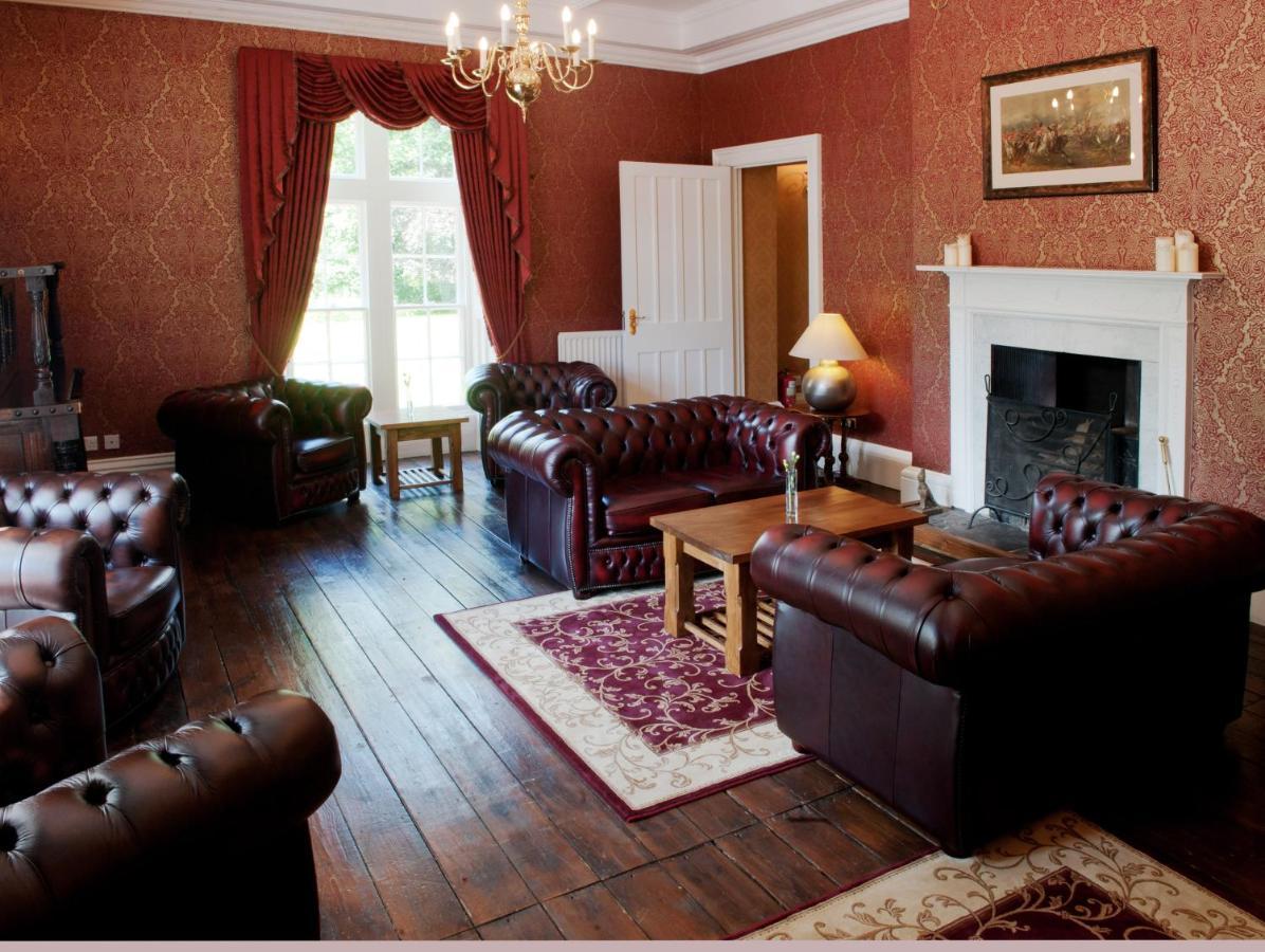 Готель Otterburn Castle Екстер'єр фото